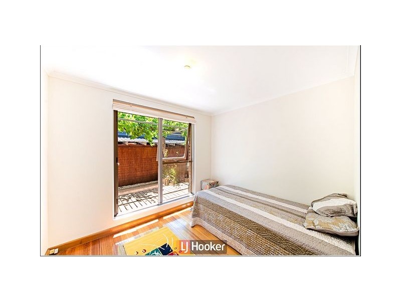 18 Mackenzie Street, Hackett ACT 2602