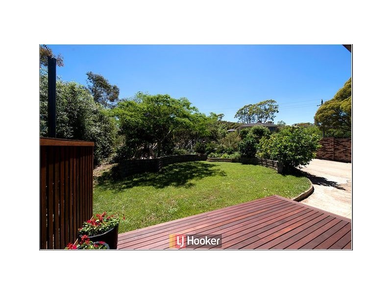 18 Mackenzie Street, Hackett ACT 2602
