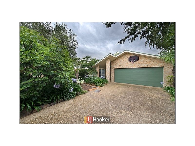 9 Candlebark Close, Nicholls ACT 2913