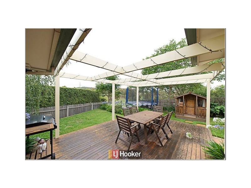 9 Candlebark Close, Nicholls ACT 2913