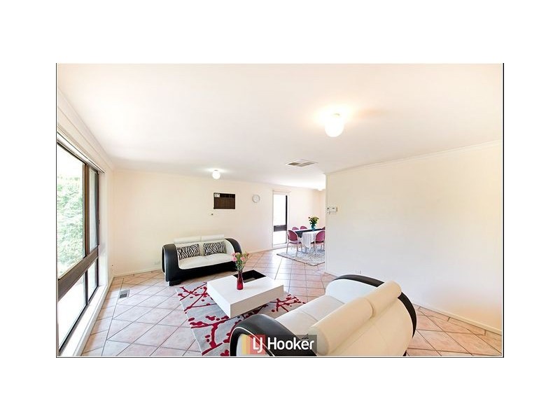 4 Fornax Street, Giralang ACT 2617