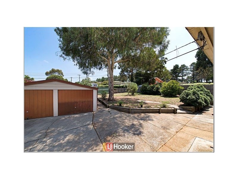 4 Fornax Street, Giralang ACT 2617