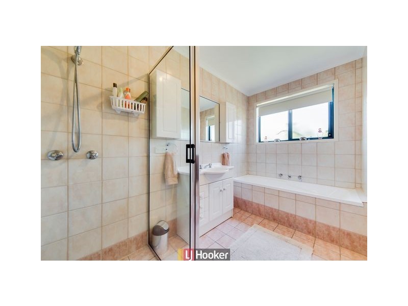 11 Seaborn Place, Nicholls ACT 2913