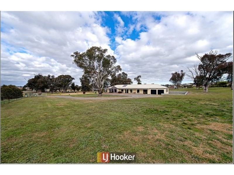 8 Clover Close, Murrumbateman NSW 2582