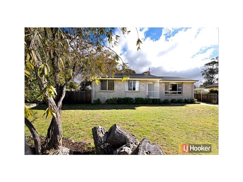 33 Milford Street, Latham ACT 2615