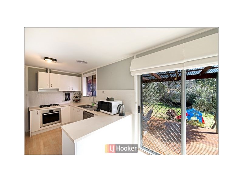 33 Milford Street, Latham ACT 2615