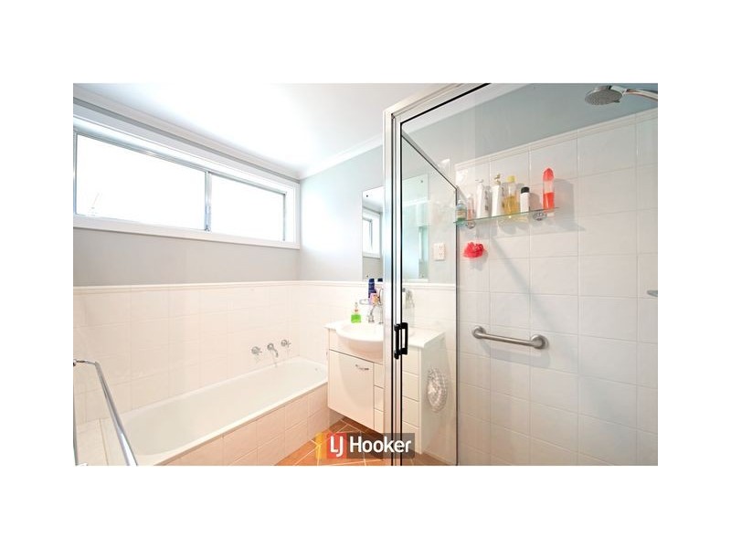 33 Milford Street, Latham ACT 2615