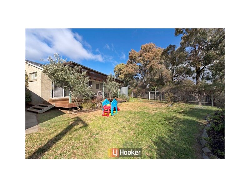 33 Milford Street, Latham ACT 2615