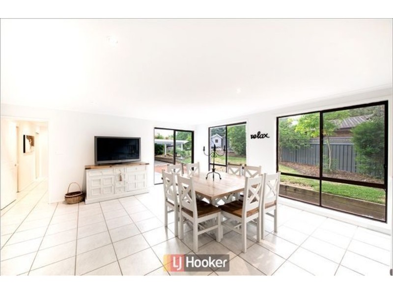 42 Fisken Crescent, Kambah ACT 2902