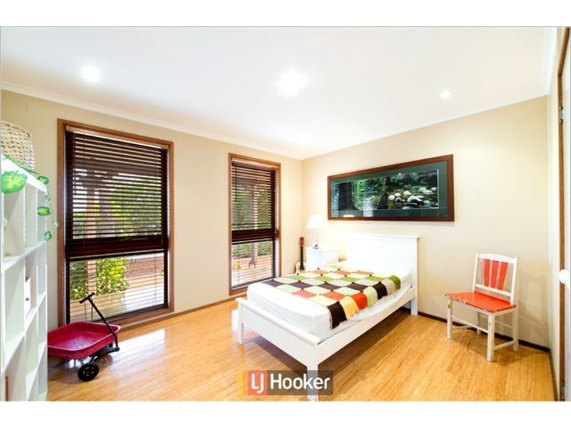 42 Fisken Crescent, Kambah ACT 2902