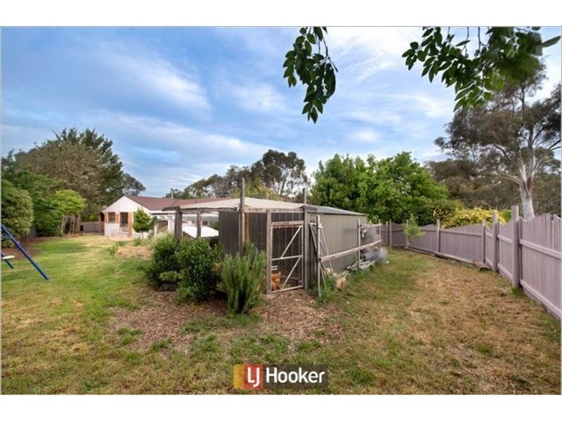 42 Fisken Crescent, Kambah ACT 2902