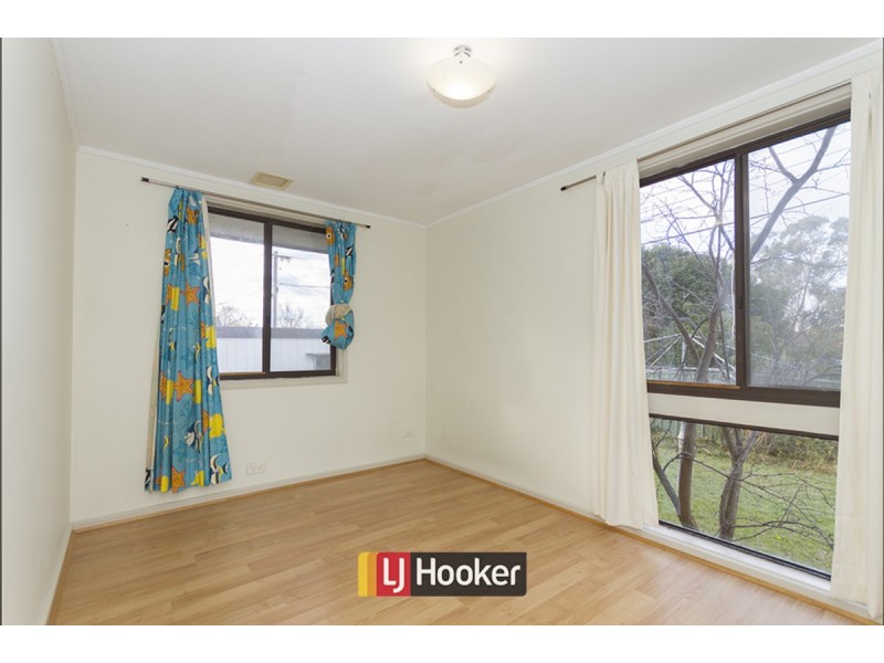 9 McBeath Place, Kambah ACT 2902