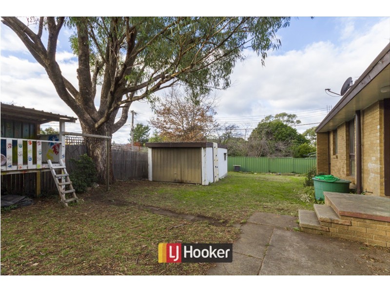 9 McBeath Place, Kambah ACT 2902