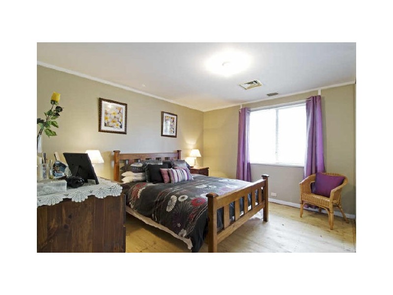 7 Bowling Place, Spence ACT 2615