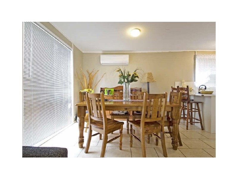 7 Bowling Place, Spence ACT 2615