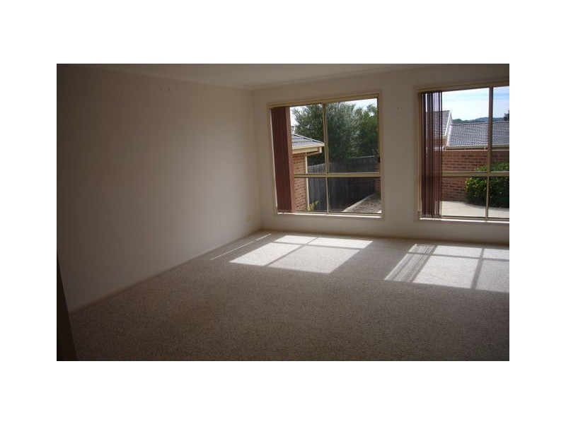 15/2 Landers Crescent, Amaroo ACT 2914