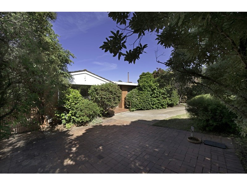84 Rivett Street, Hackett ACT 2602