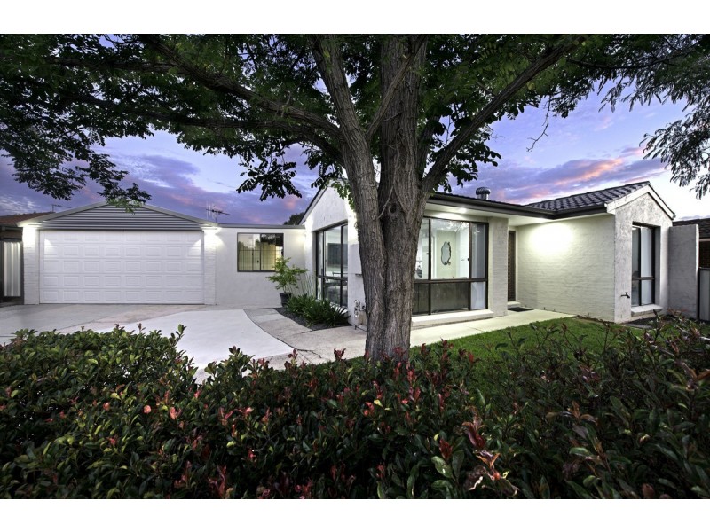 16 Lance Hill Avenue, Dunlop ACT 2615