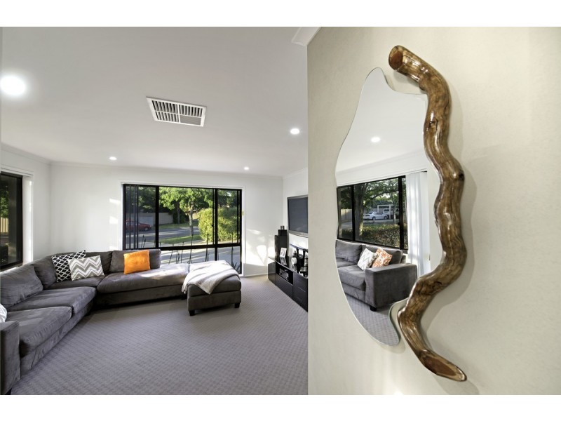 16 Lance Hill Avenue, Dunlop ACT 2615