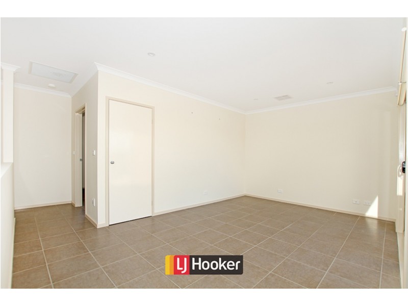 56 Max Purnell Street, Forde ACT 2914