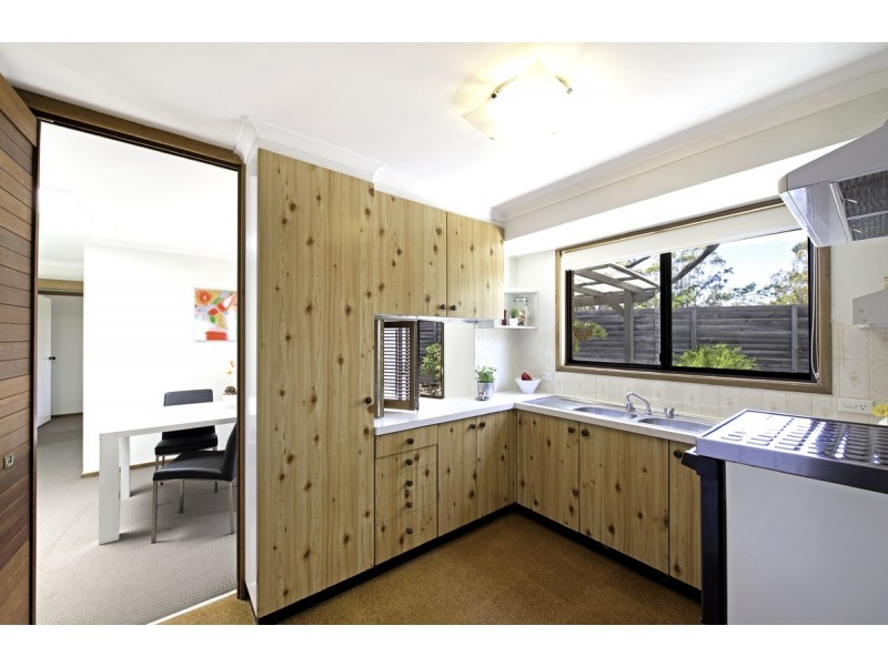 10 Vallance Place, Cook ACT 2614