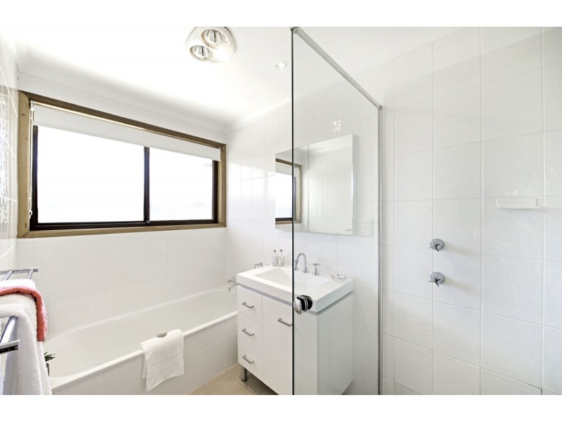 10 Vallance Place, Cook ACT 2614