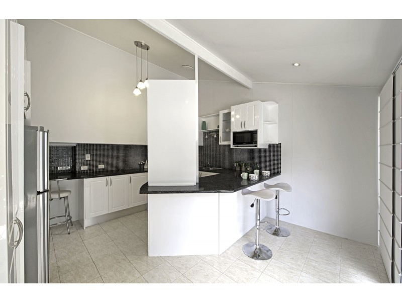91 Barnett Close, Phillip ACT 2606