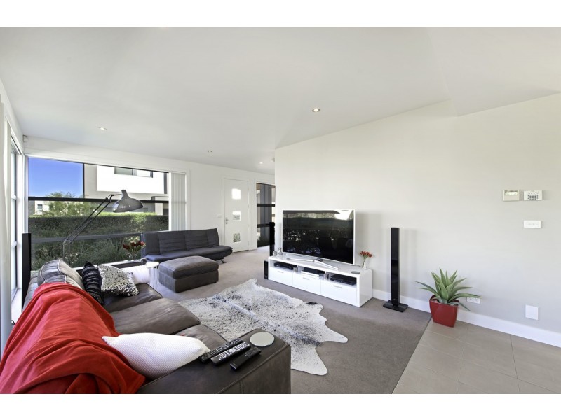 26/11 Joy Cummings Place, Belconnen ACT 2617