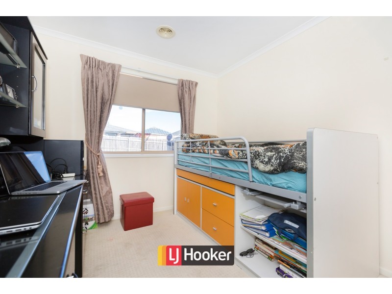 13 Eric De Salis Street, Macgregor ACT 2615