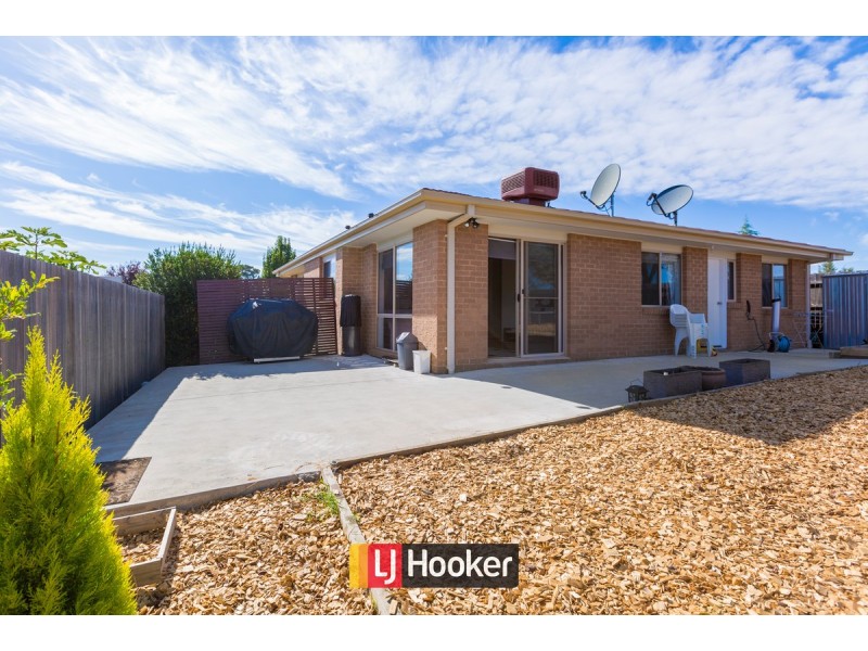 13 Eric De Salis Street, Macgregor ACT 2615