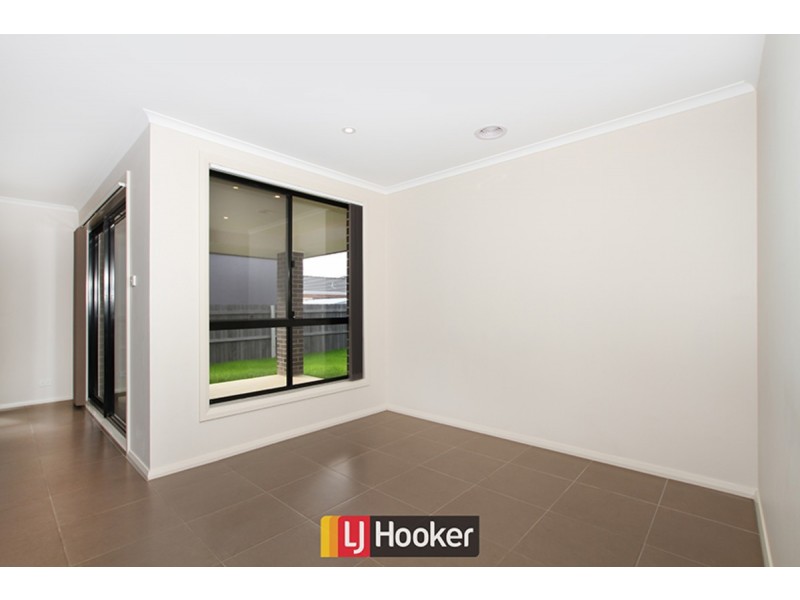 32 Heighway Street, Macgregor ACT 2615