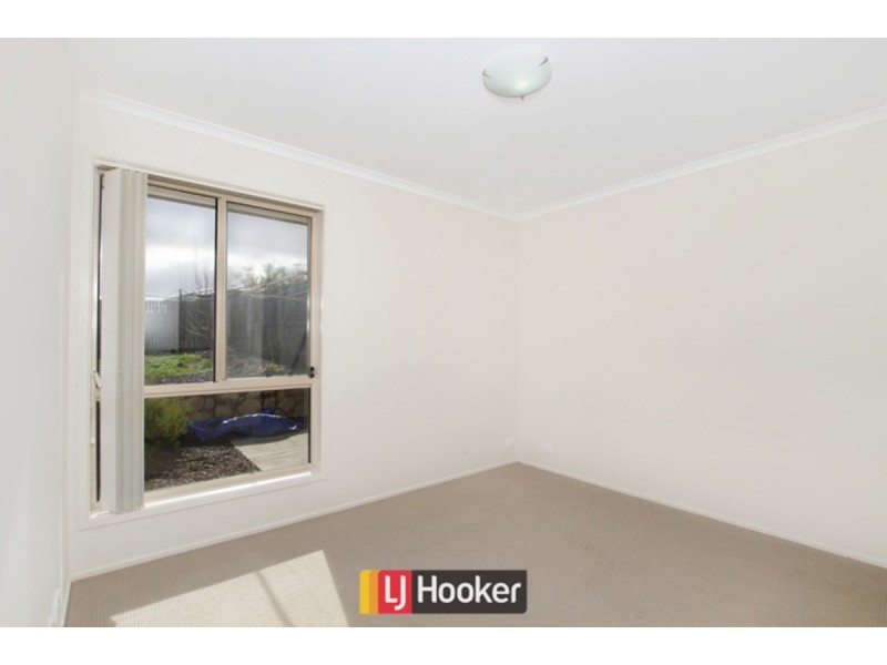 12 Hazelton Street, Macgregor ACT 2615
