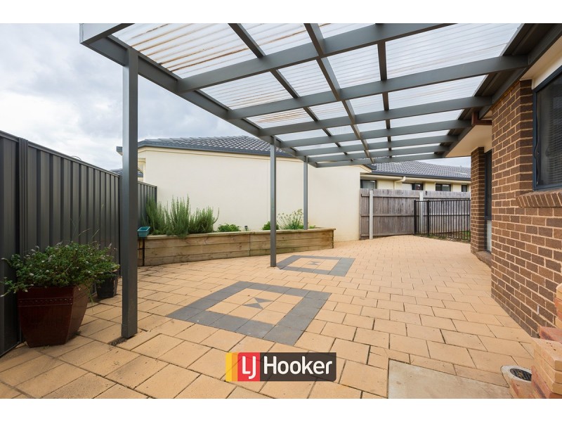 14 Eccles Crescent, Macgregor ACT 2615