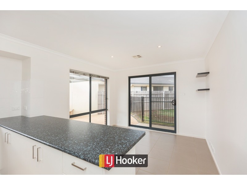 14 Eccles Crescent, Macgregor ACT 2615