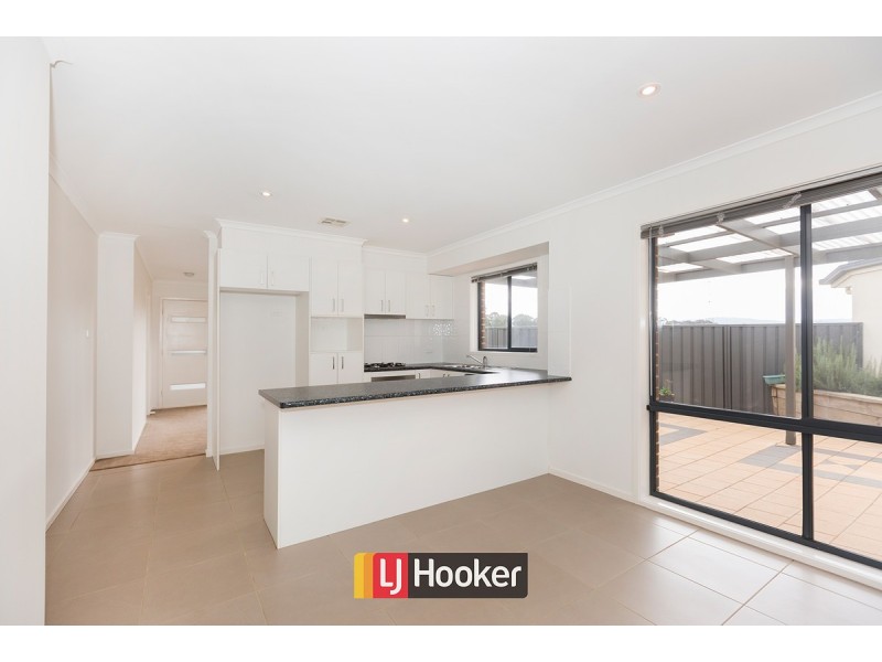 14 Eccles Crescent, Macgregor ACT 2615