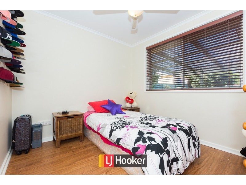 11 Phoenix Place, Giralang ACT 2617