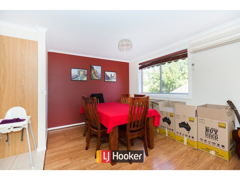 11 Phoenix Place, Giralang ACT 2617