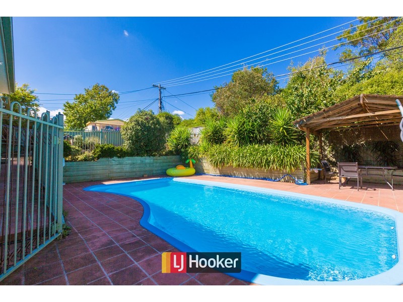 11 Phoenix Place, Giralang ACT 2617