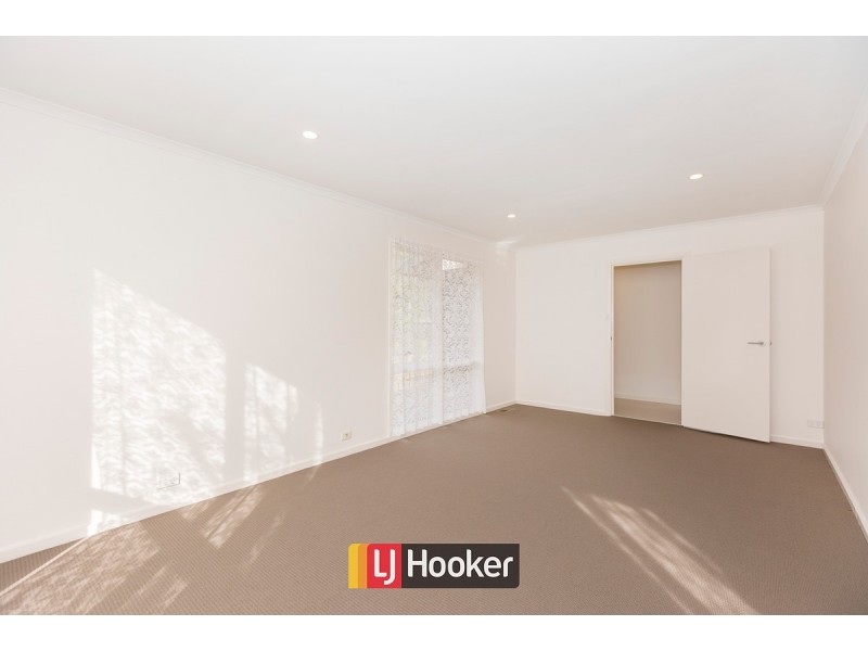 56 Irvine Street, Watson ACT 2602