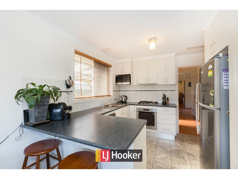 2 Tebbutt Place, Charnwood ACT 2615
