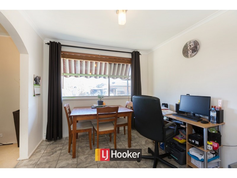 2 Tebbutt Place, Charnwood ACT 2615