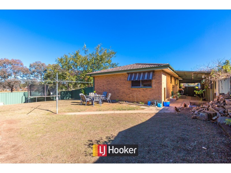2 Tebbutt Place, Charnwood ACT 2615