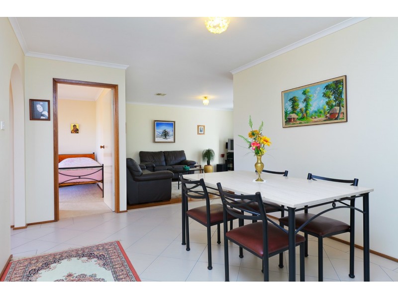 8 Edney Place, Isaacs ACT 2607