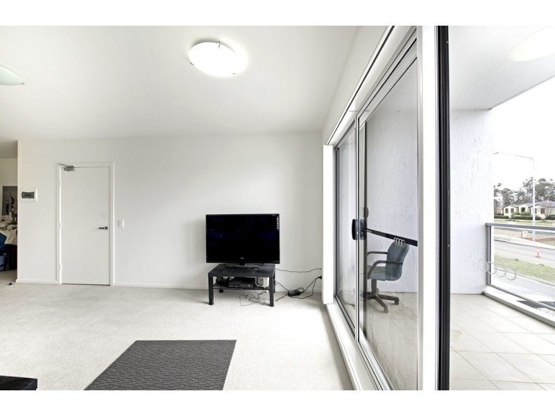 10/329 Flemington Road, Franklin ACT 2913