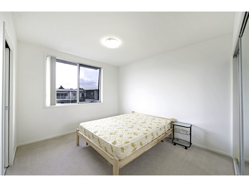 10/329 Flemington Road, Franklin ACT 2913