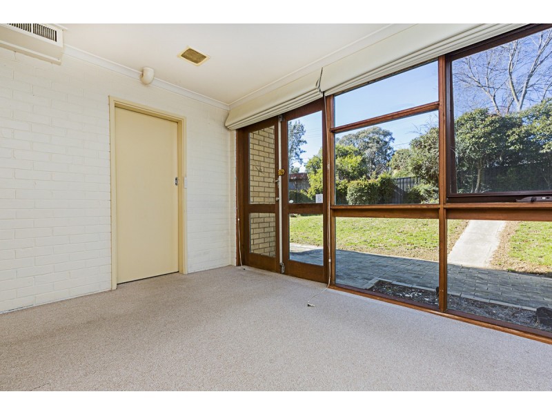 32 Dwyer Place, Cook ACT 2614