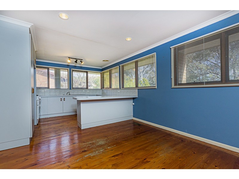 32 Dwyer Place, Cook ACT 2614