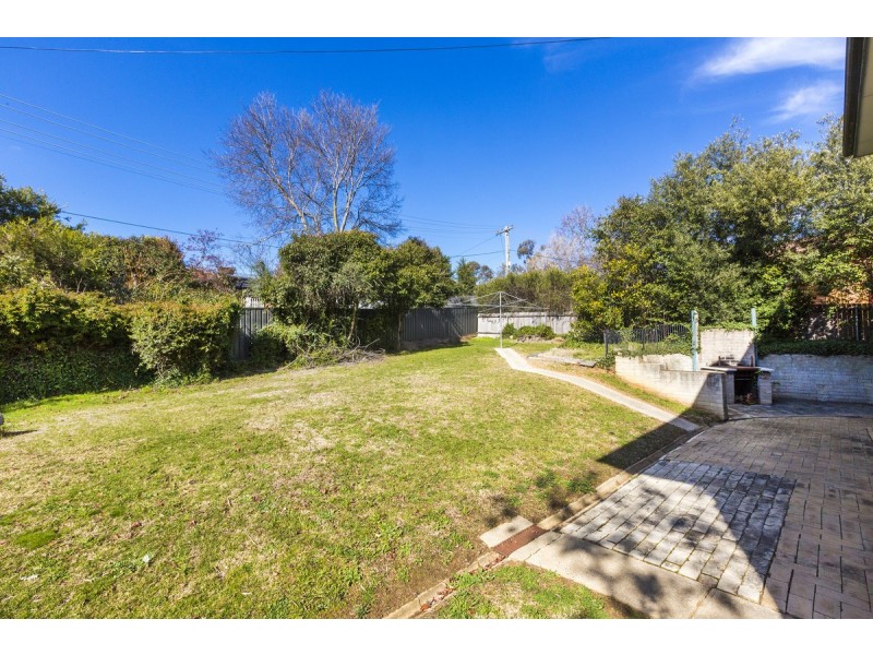 32 Dwyer Place, Cook ACT 2614