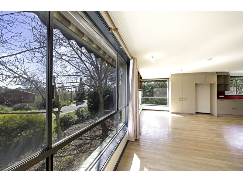 14 Millhouse Crescent, Higgins ACT 2615