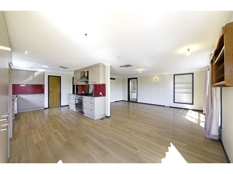 14 Millhouse Crescent, Higgins ACT 2615